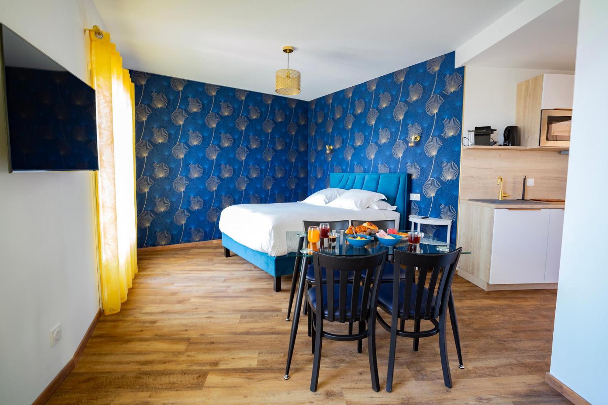 Domaine De La Mautanne Aparthotel Sainte-Tulle Buitenkant foto